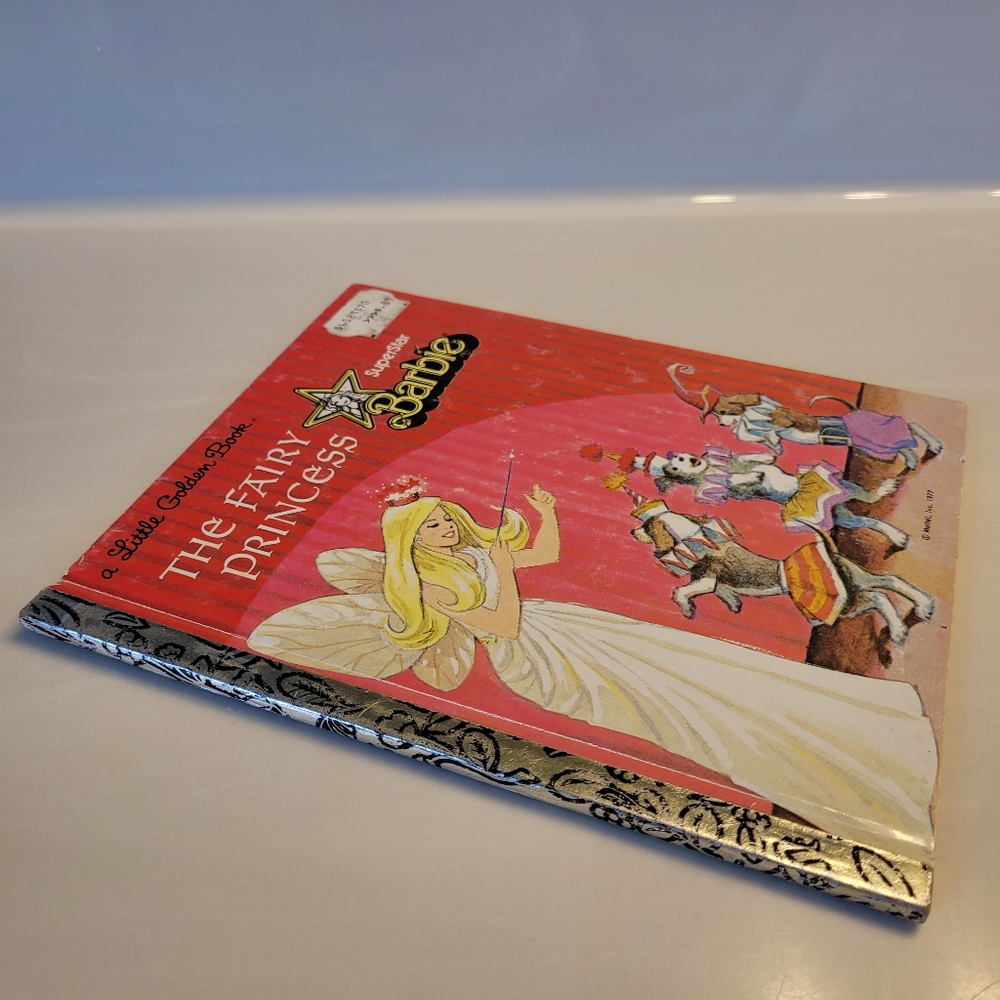 BARBIE LITTLE GOLDEN BOOK SuperStar Barbie The Fairy Princess 1977 - Picture 11 of 13